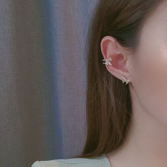 💙Butterfly Stud Cuff Pierced Earrings Set - Picture 3 of 8